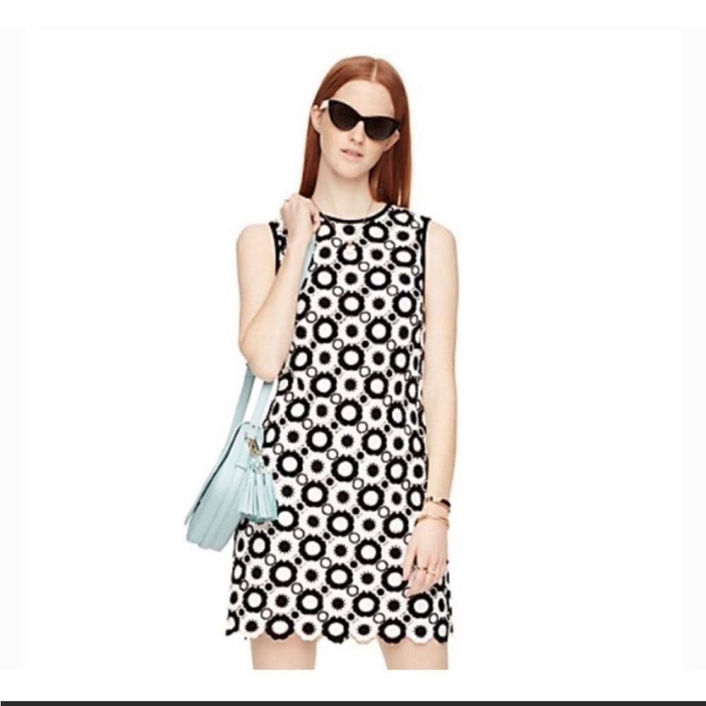 Kate Spade‎ black white crochet floral lace dress size 6 in EUC